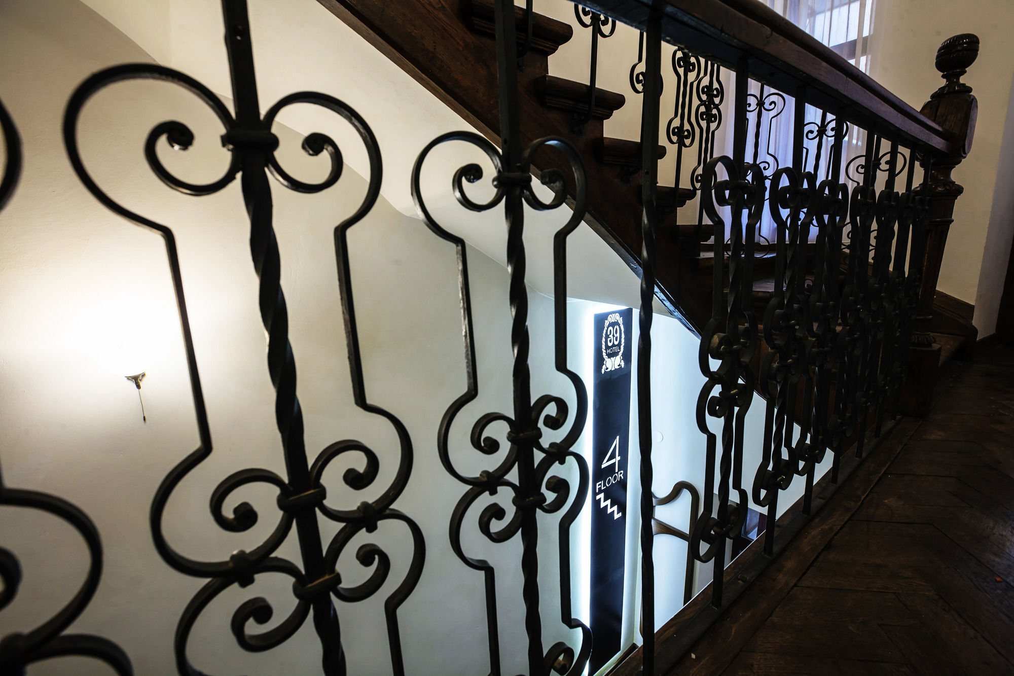 Hotel 39 Lviv Eksteriør billede